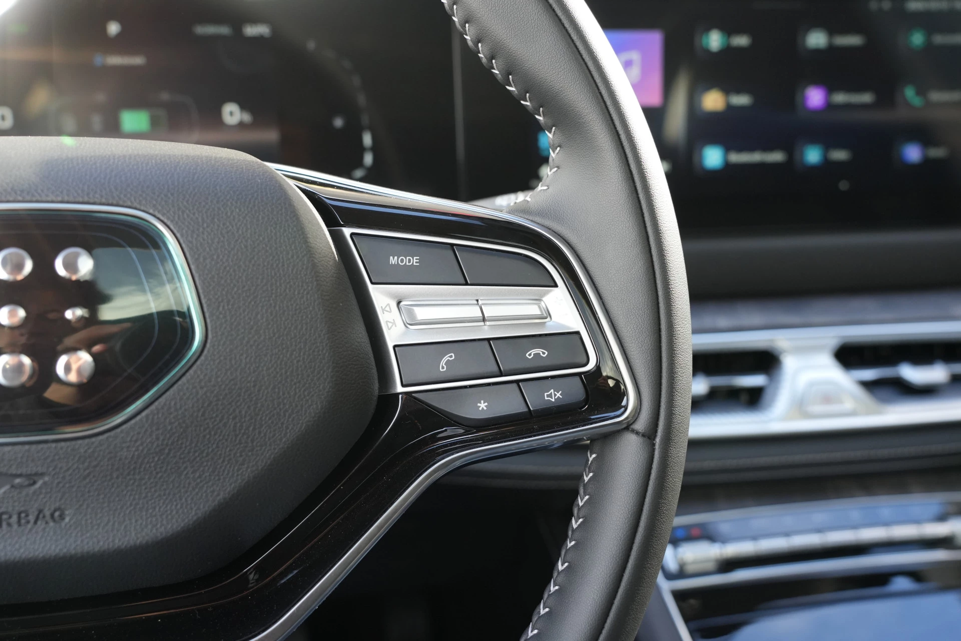 Hoofdafbeelding DFSK E5 PHEV