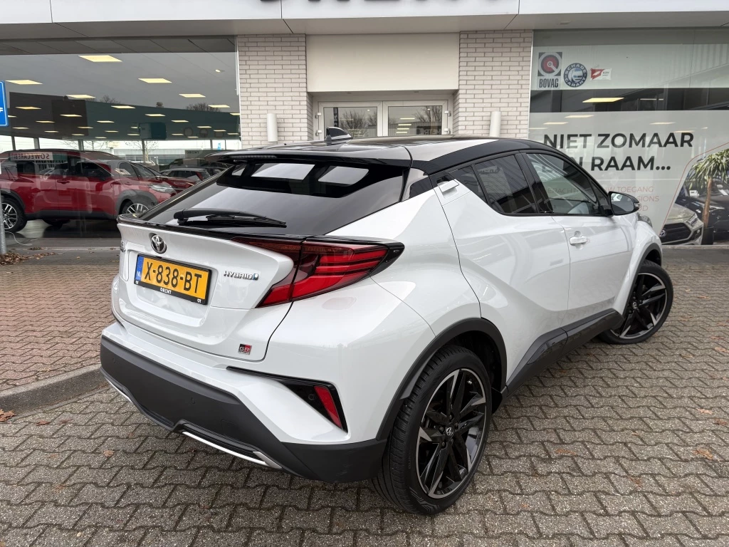 Hoofdafbeelding Toyota C-HR