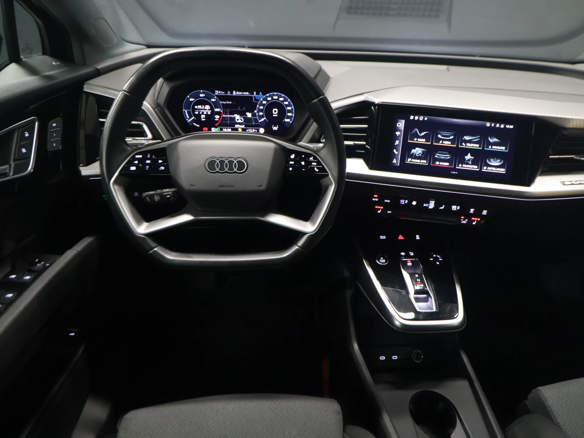 Hoofdafbeelding Audi Q4 Sportback e-tron