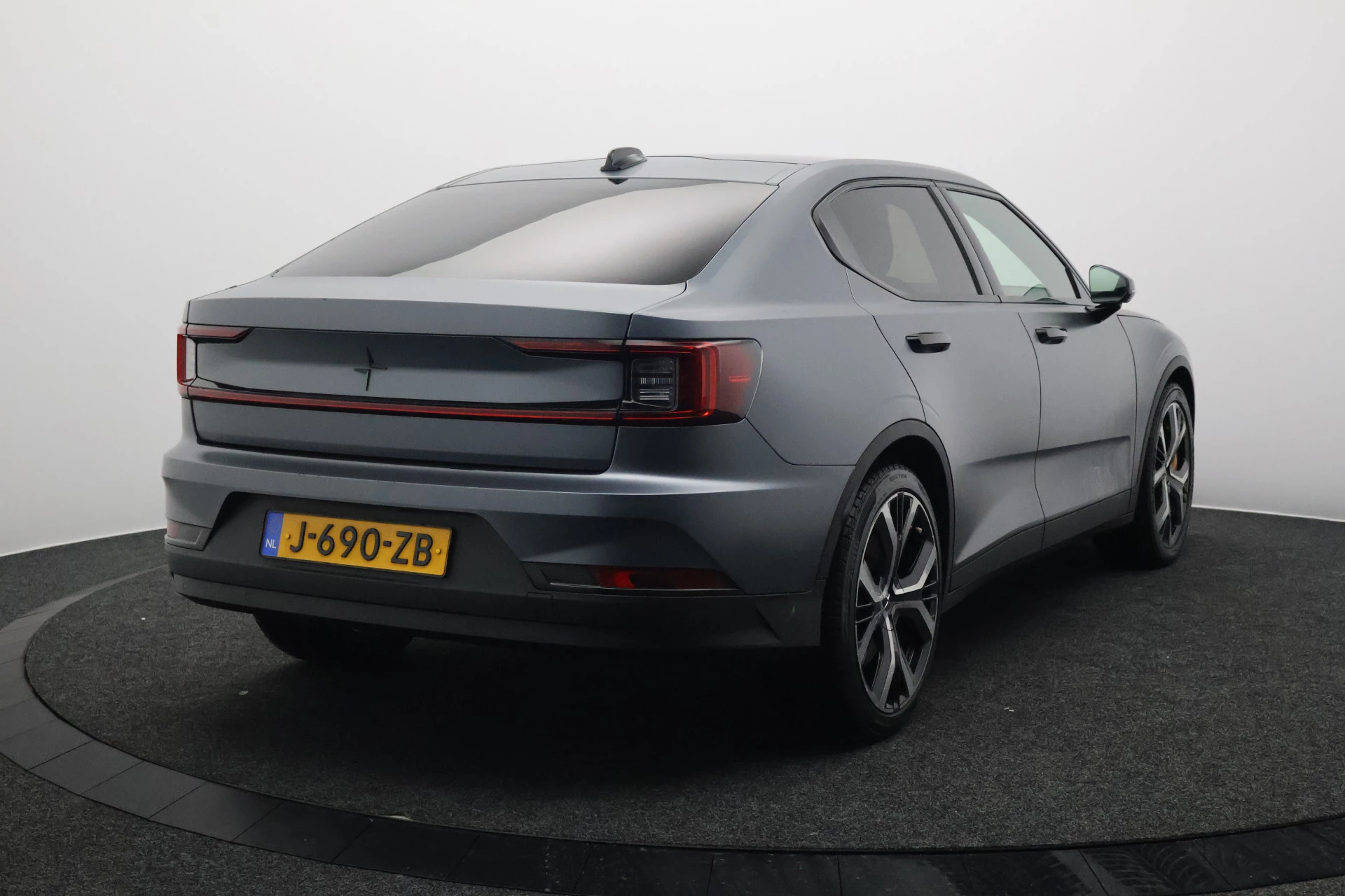 Hoofdafbeelding Polestar 2