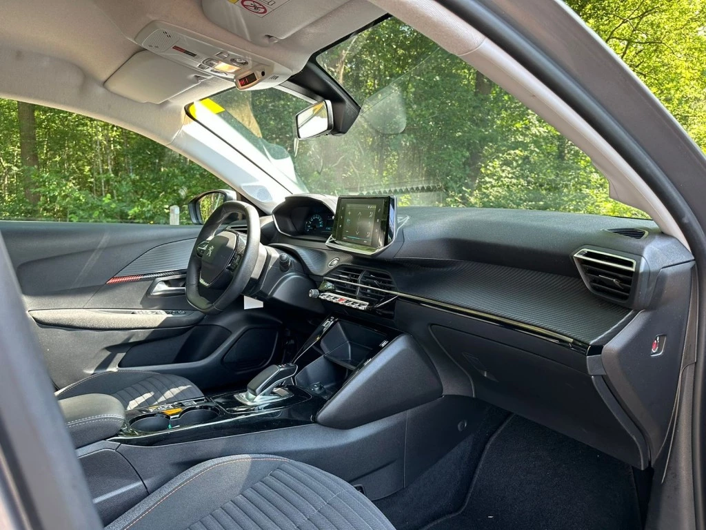 Hoofdafbeelding Peugeot e-208