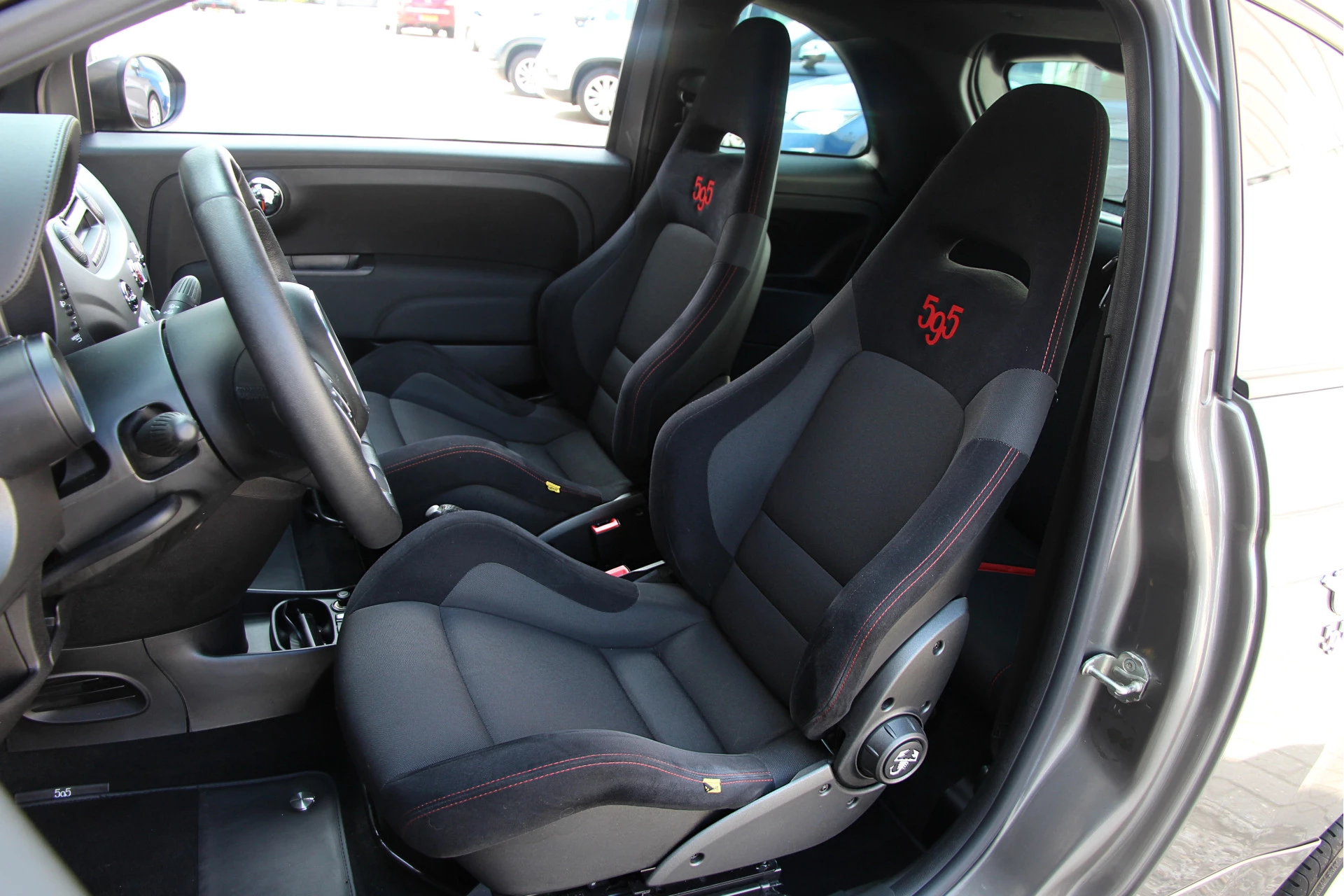 Hoofdafbeelding Abarth 595