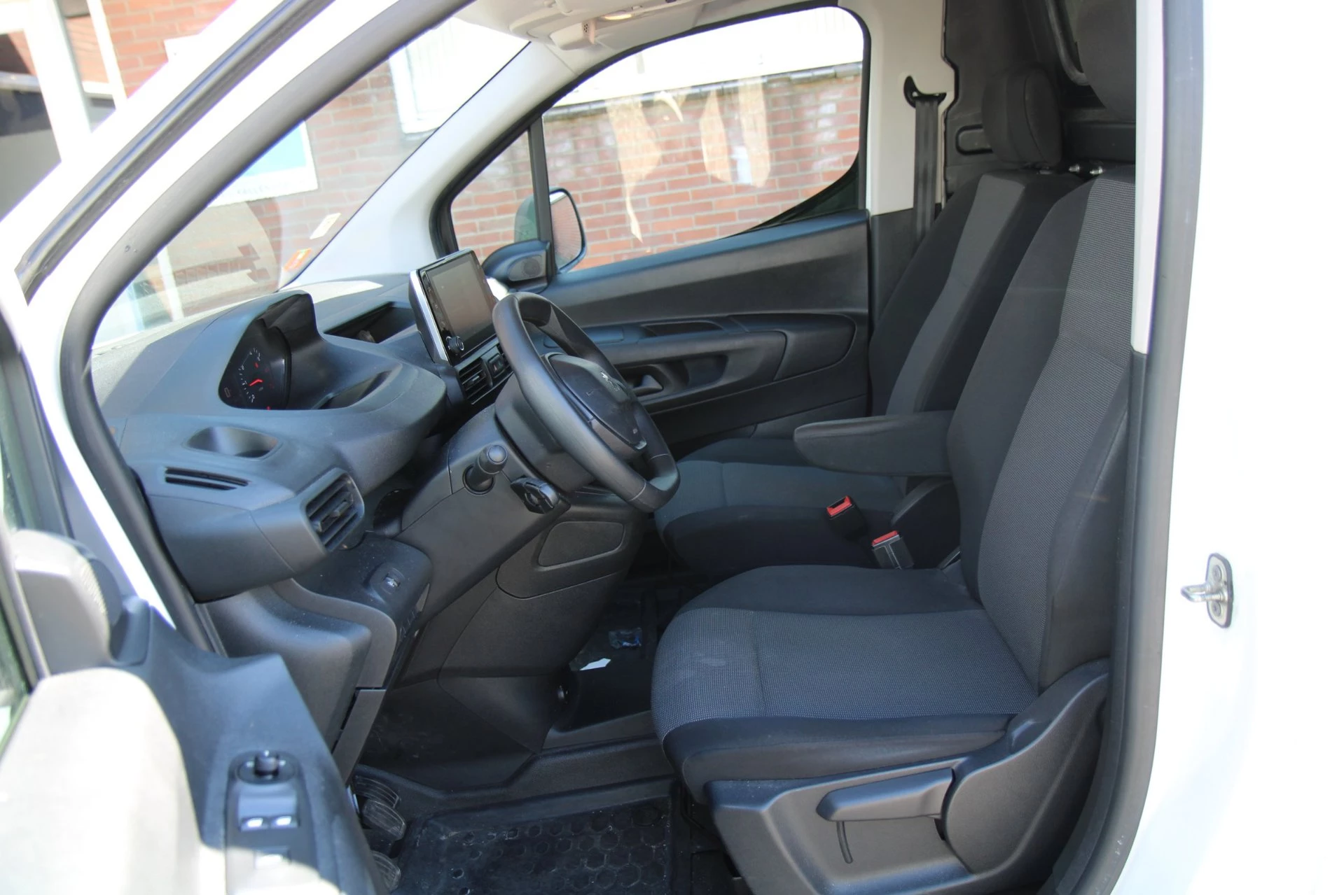 Hoofdafbeelding Peugeot Partner