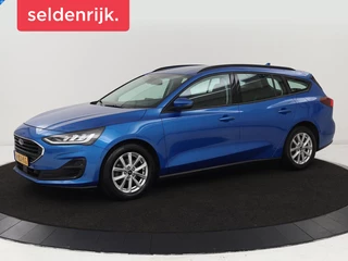 Ford Focus 1.0 EcoBoost Connected | Stoel & stuurverwarming |  Camera | Adaptive cruise | Trekhaak | Carplay | Keyless | Navigatie | Climate control