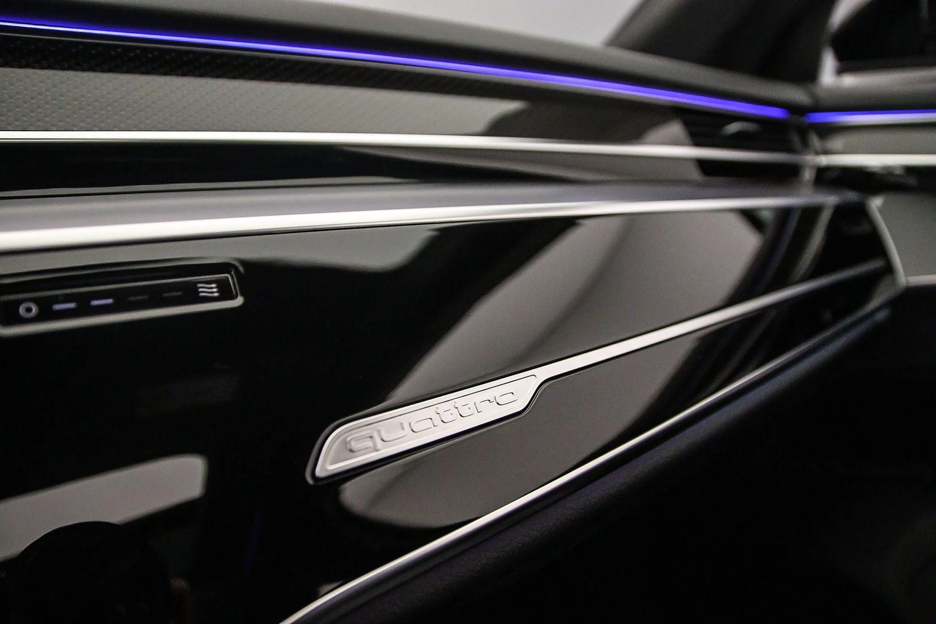 Hoofdafbeelding Audi A8