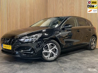 Hyundai I30 1.5 T-GDi MHEV Premium|AUTOMAAT|FULL OPTION|LEDER|ACC|ELEK.INTERIEUR|STUURVERW+STOELVERW.+VENT|APPLE CARPLAY|CAMERA|NL