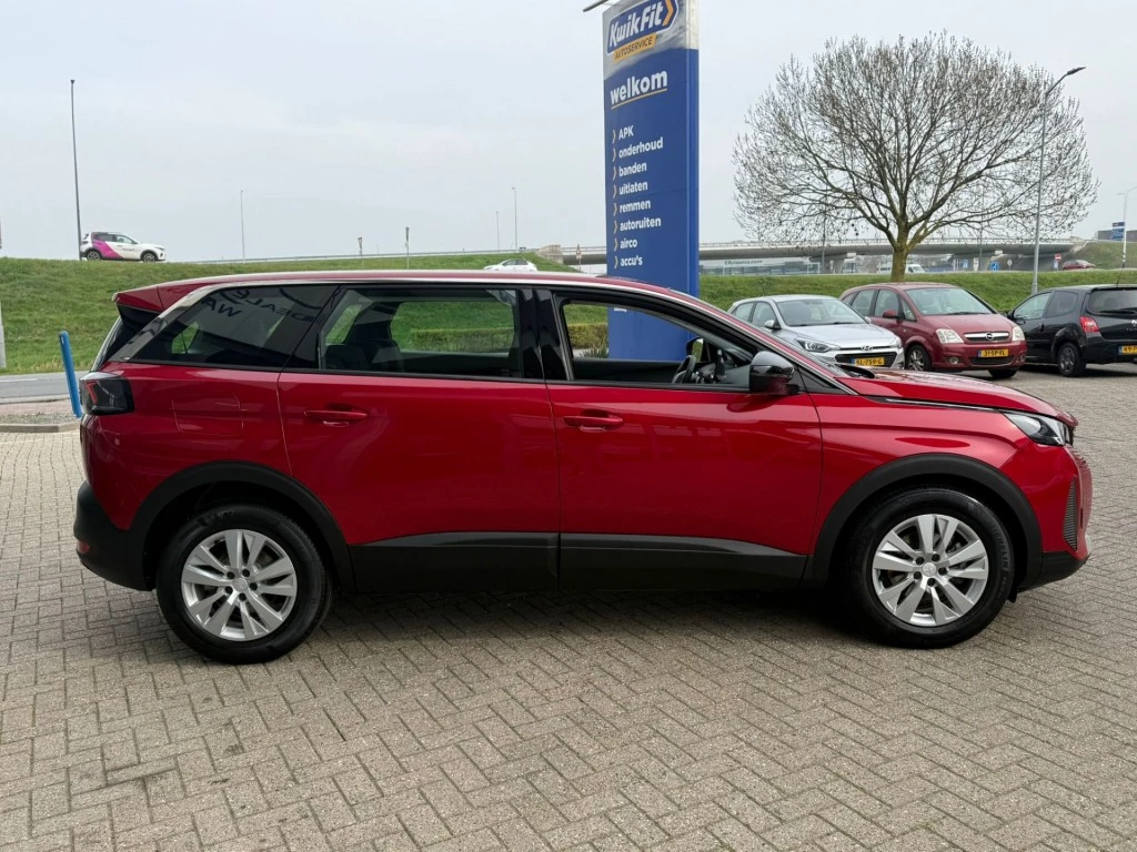 Hoofdafbeelding Peugeot 5008