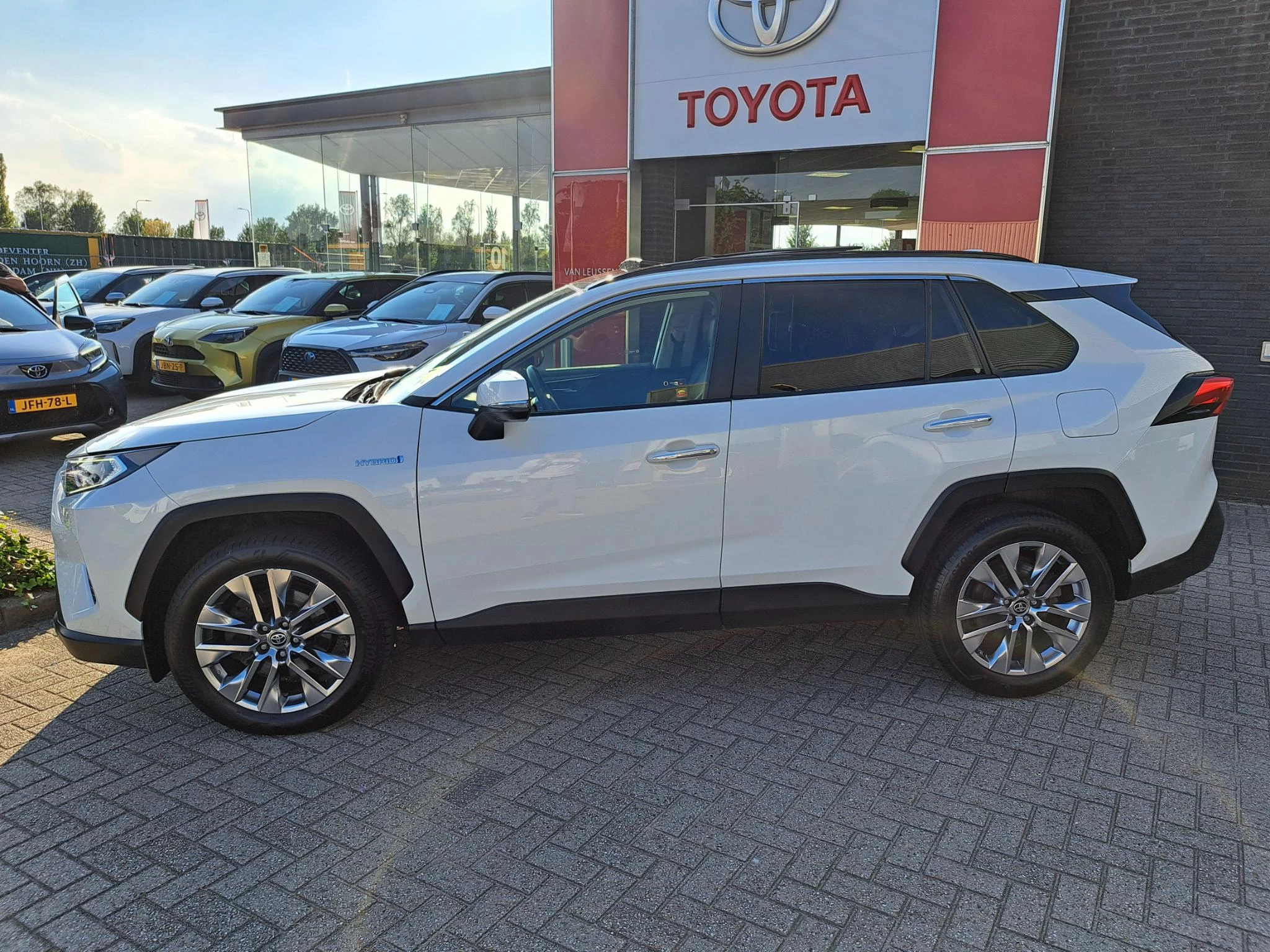 Hoofdafbeelding Toyota RAV4