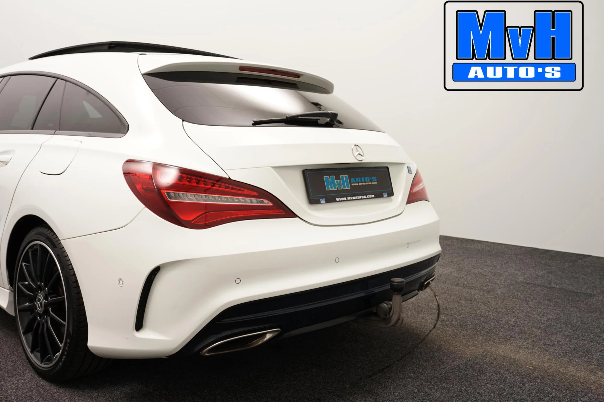 Hoofdafbeelding Mercedes-Benz CLA