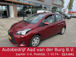Toyota Yaris 1.0 VVT-i Comfort  Trekhaak , Airco , Electrische ramen & Spiegels , Hoge instap