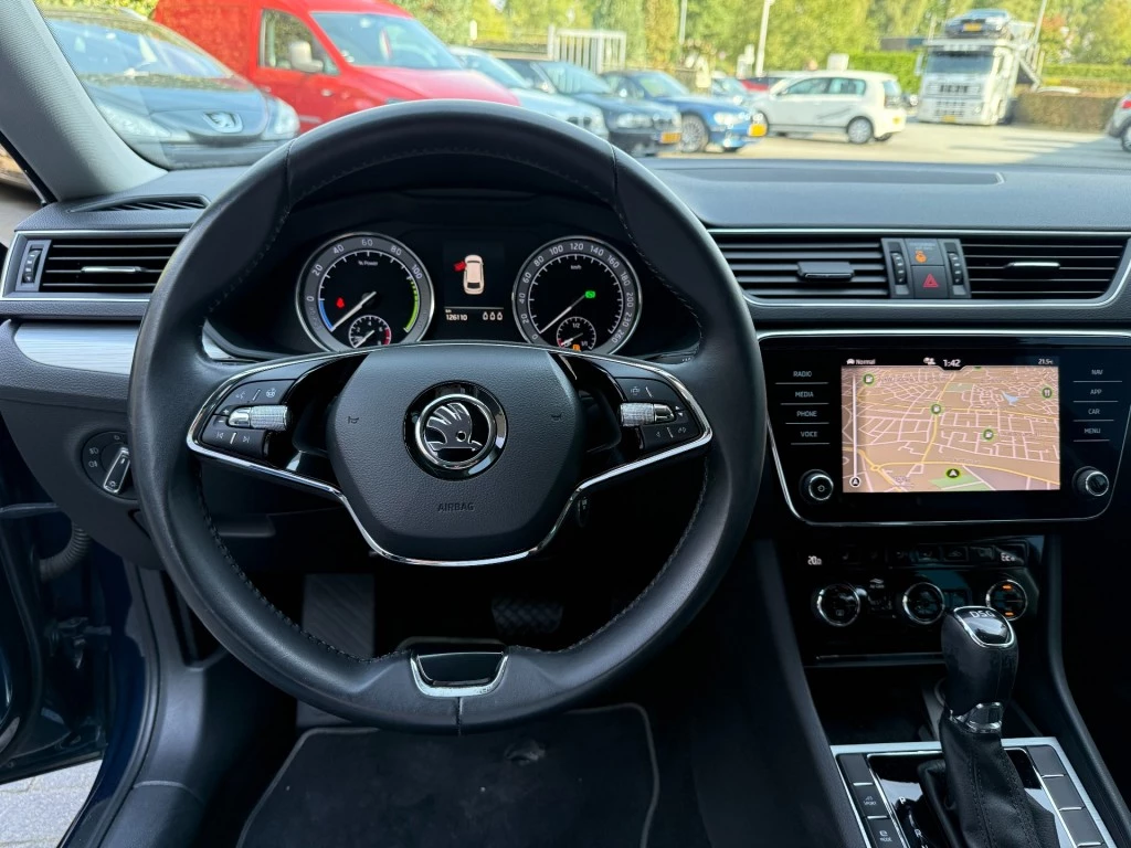 Hoofdafbeelding Škoda Superb