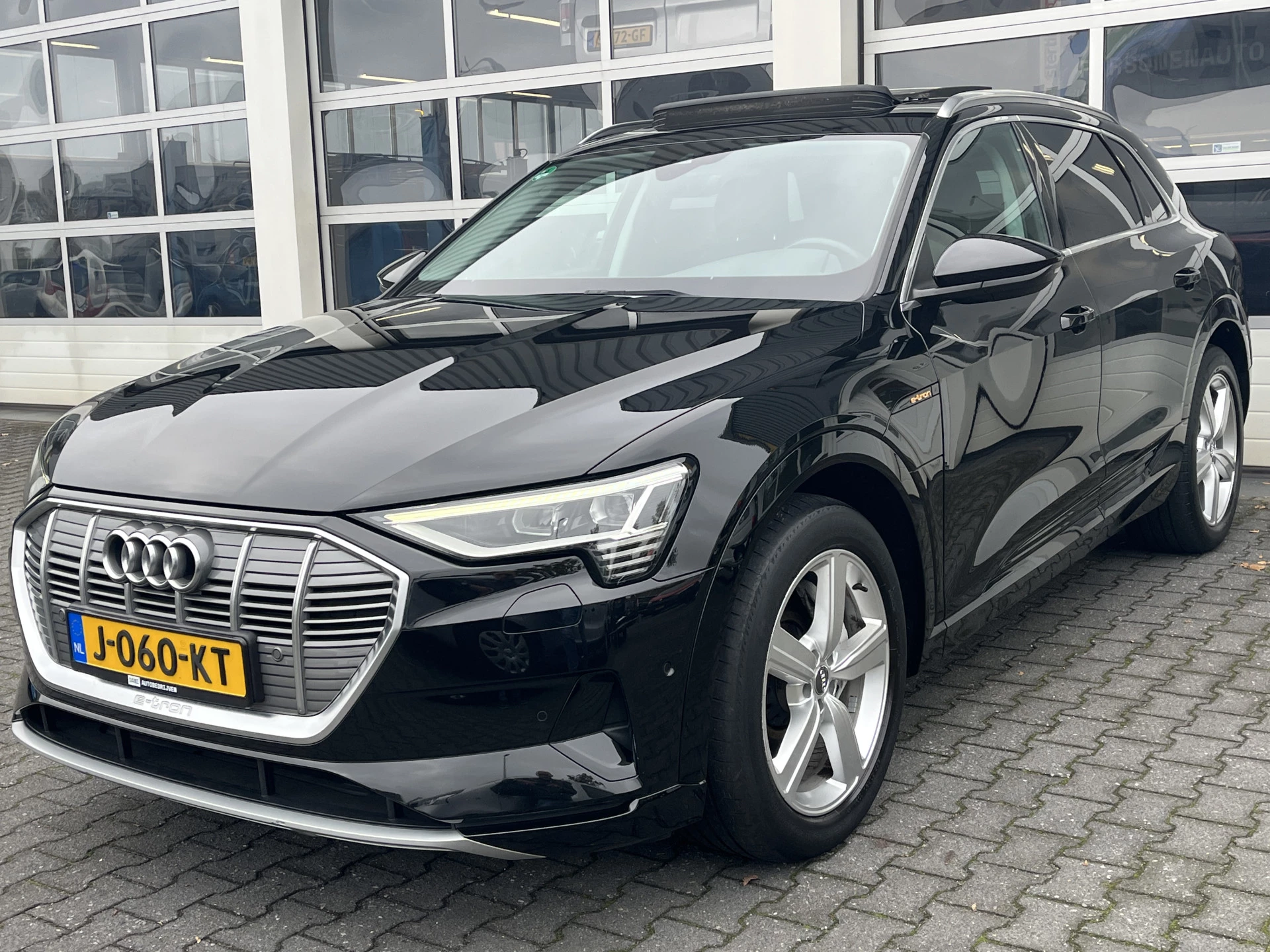 Hoofdafbeelding Audi e-tron