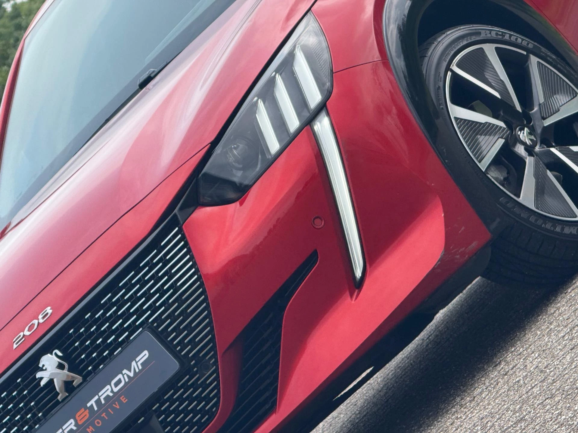 Hoofdafbeelding Peugeot 208