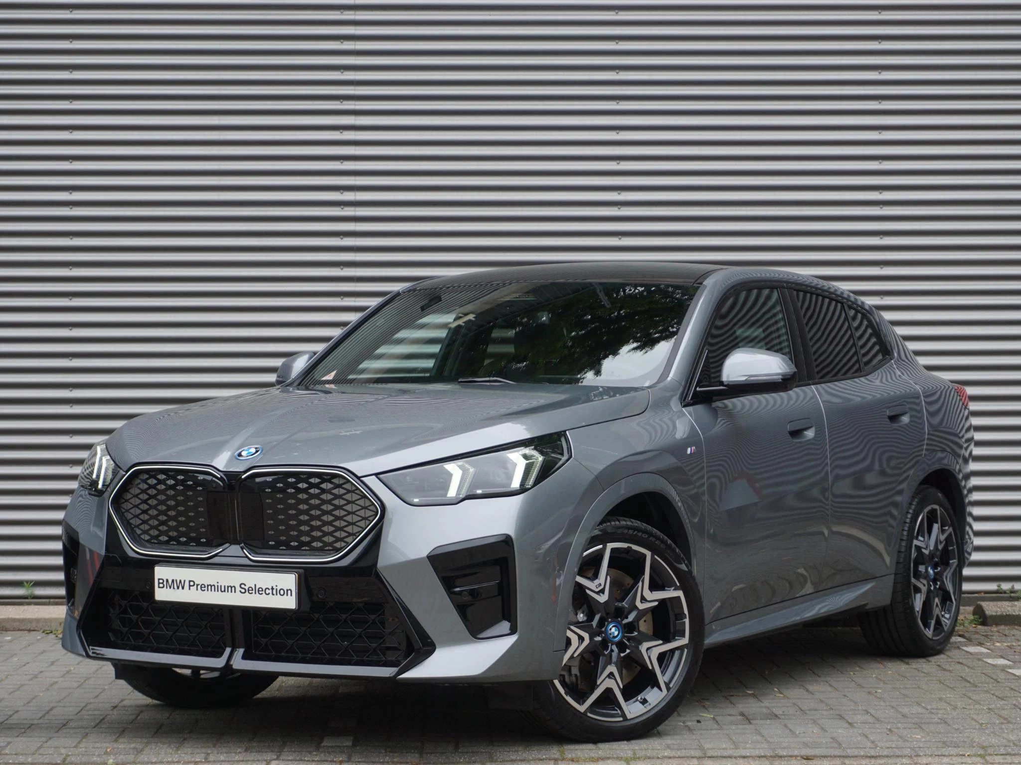 Hoofdafbeelding BMW iX2