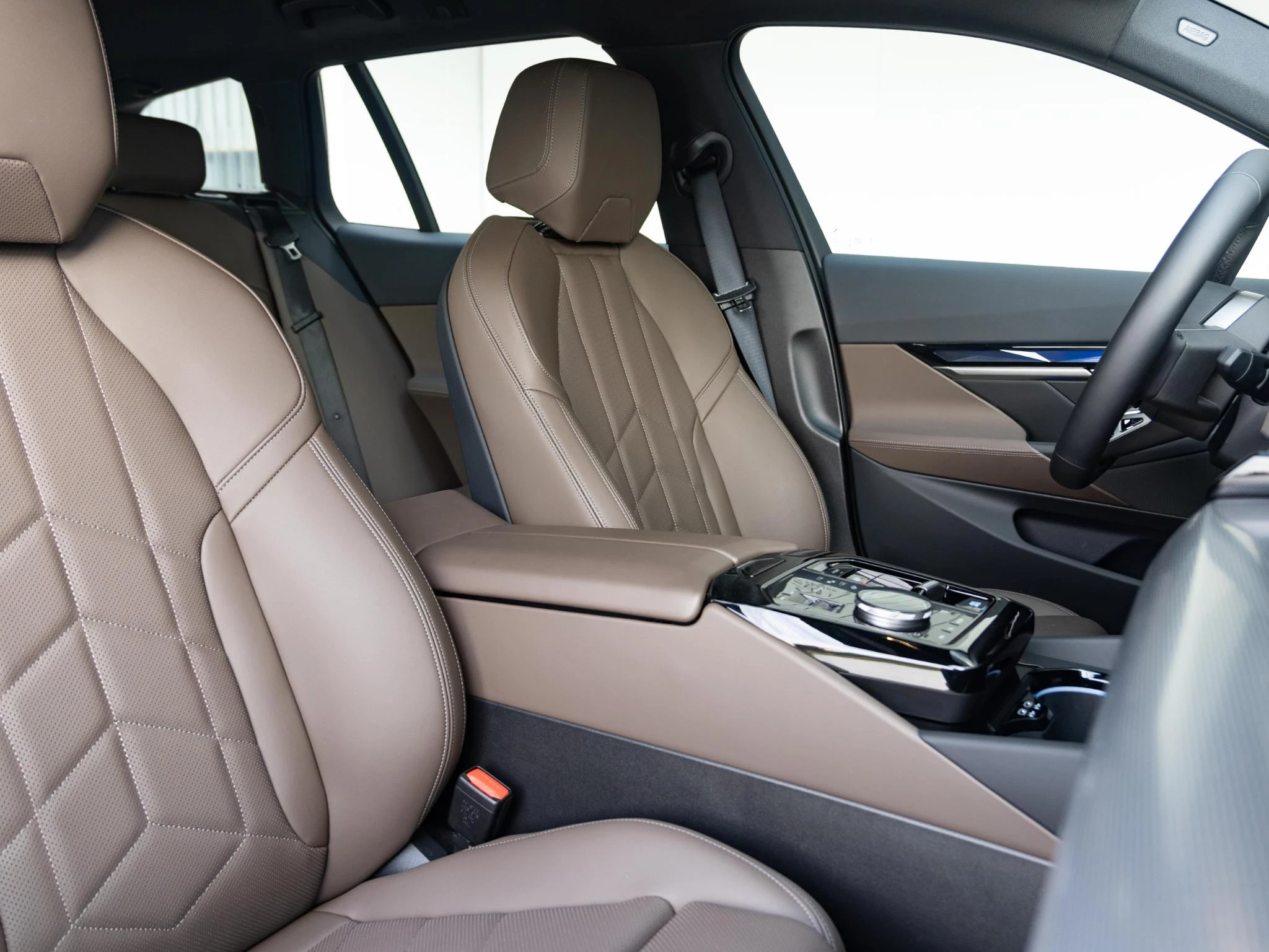 Hoofdafbeelding BMW i5