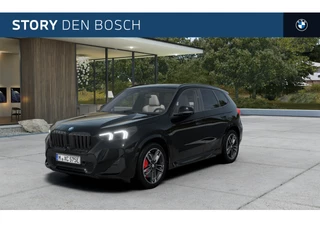 Hoofdafbeelding BMW X1 BMW X1 xDrive25e M Sport Automaat / Panoramadak / Trekhaak / Sportstoelen / M Adaptief onderstel / Comfort Access / Adaptieve LED / Stoelverwarming