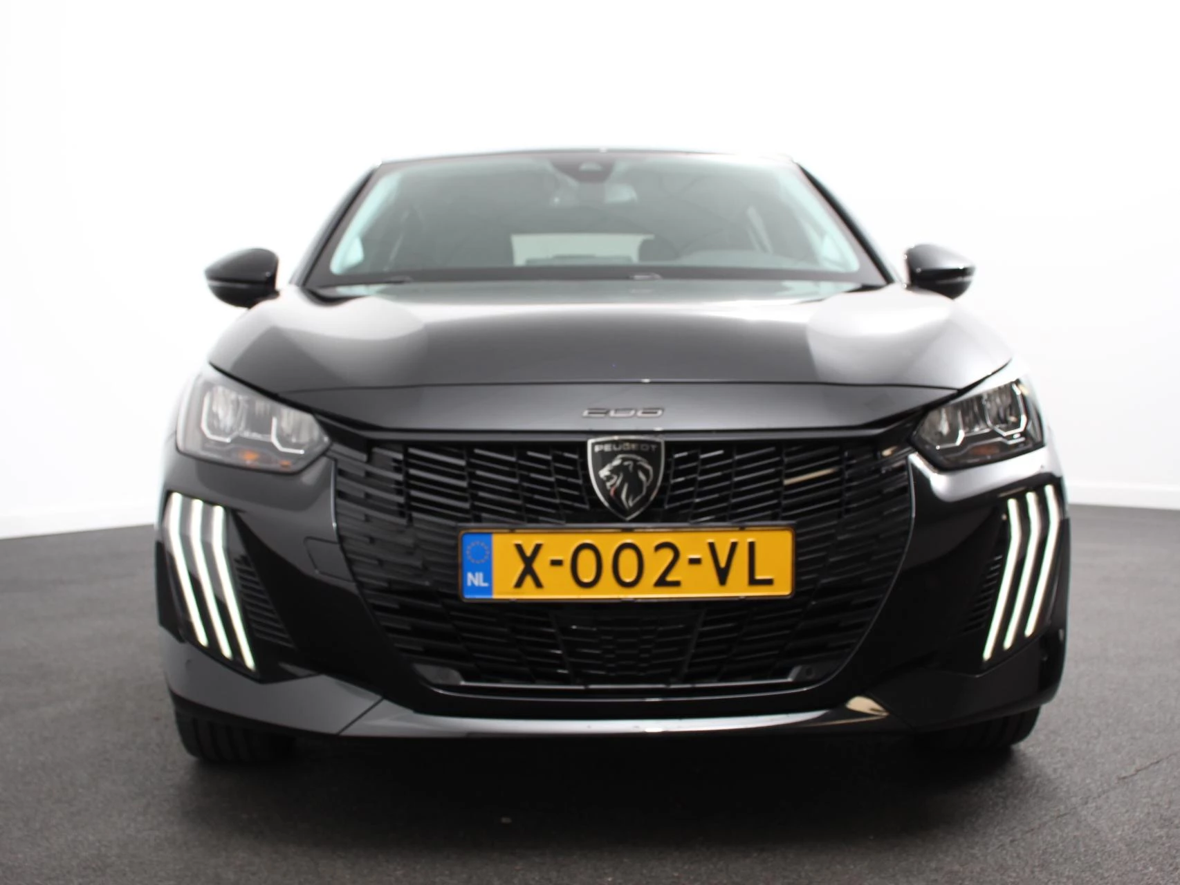 Hoofdafbeelding Peugeot e-208