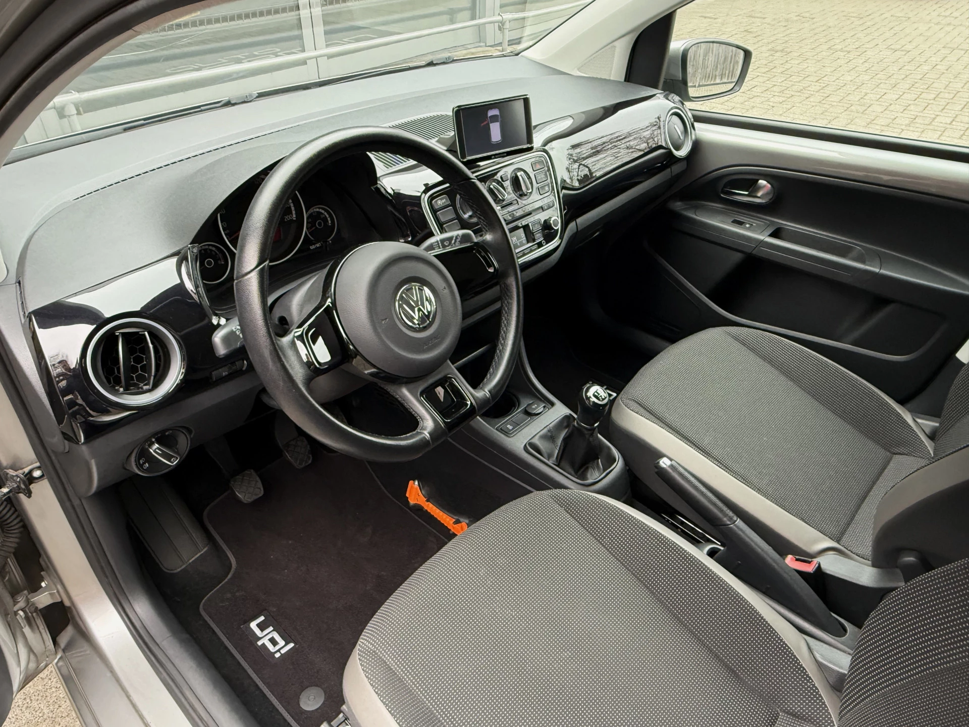 Hoofdafbeelding Volkswagen up!