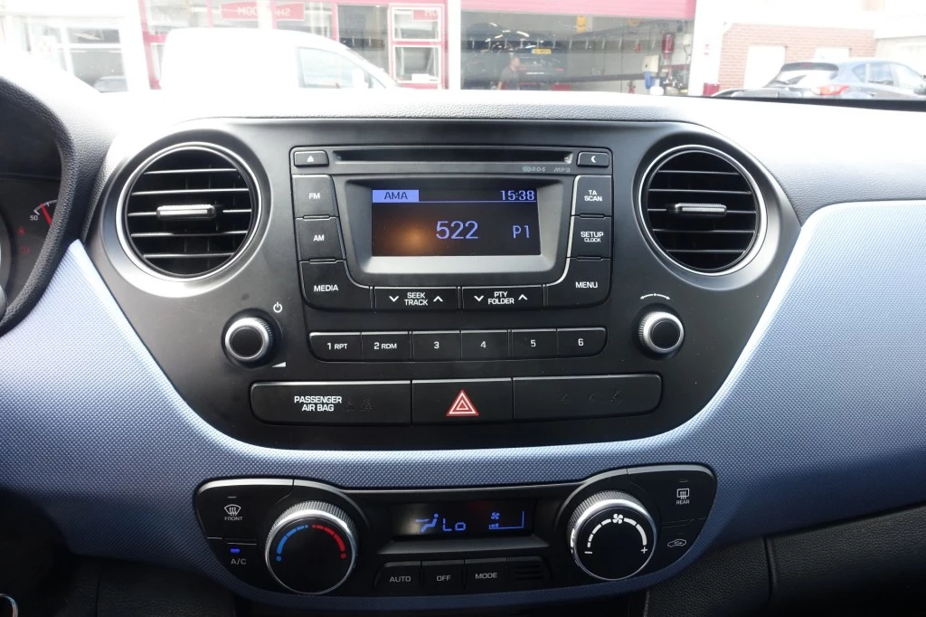 Hoofdafbeelding Hyundai i10