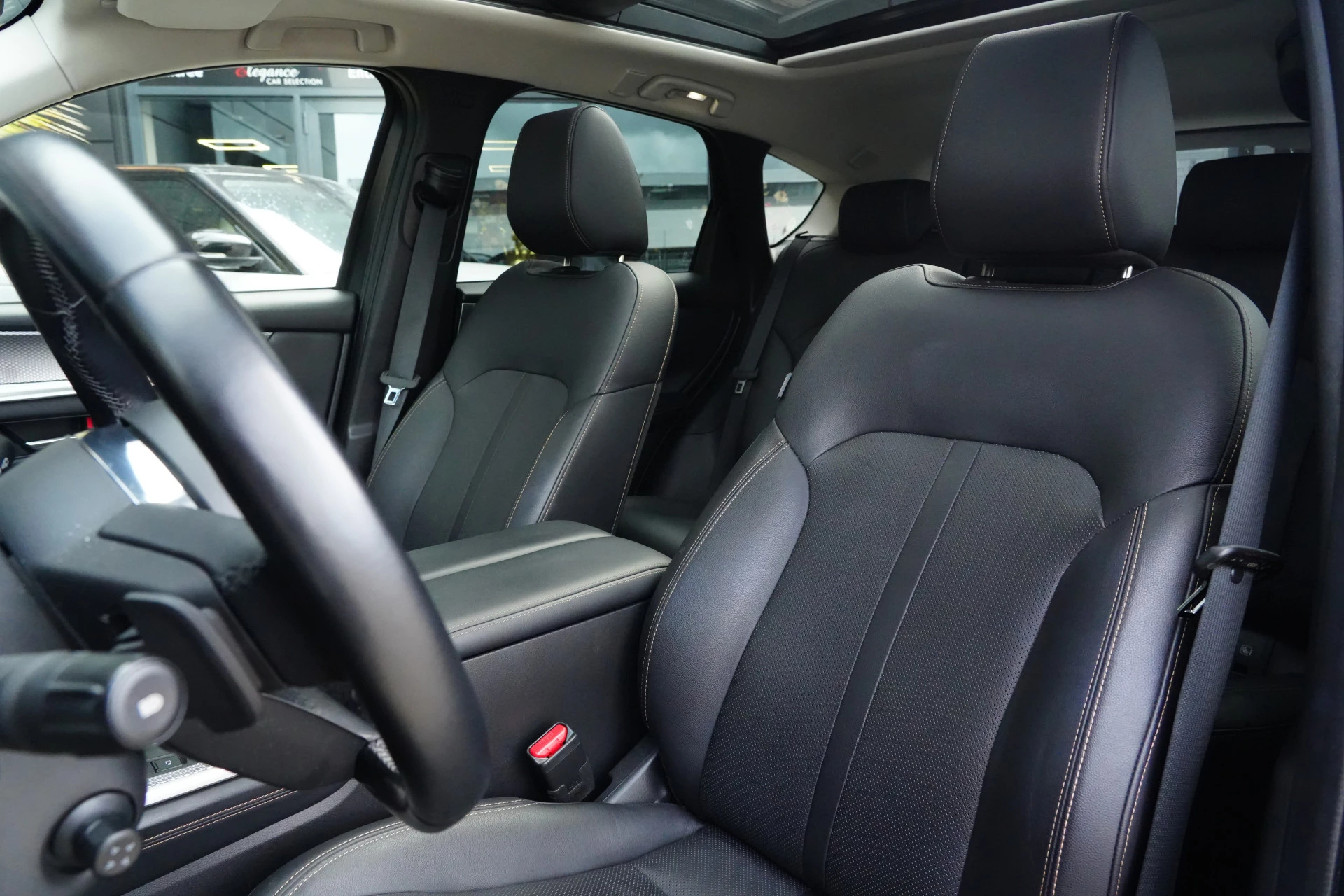 Hoofdafbeelding Mazda CX-60