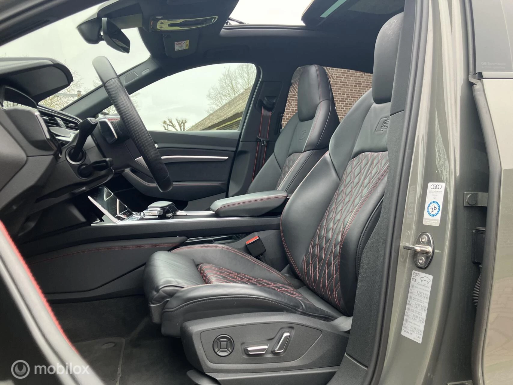 Hoofdafbeelding Audi Q8 Sportback e-tron