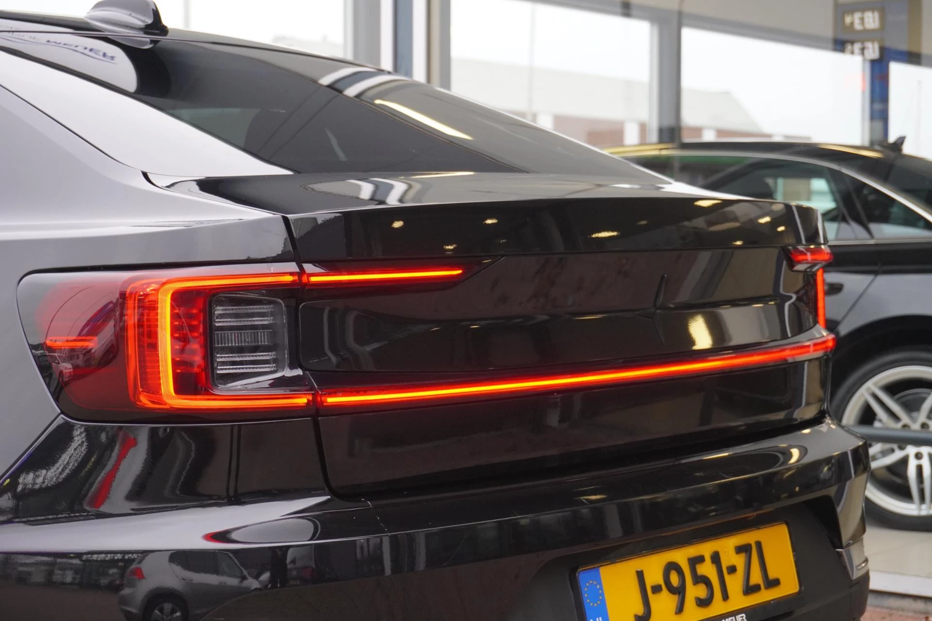 Hoofdafbeelding Polestar 2