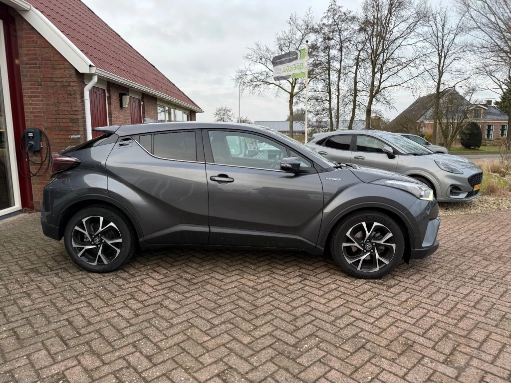 Hoofdafbeelding Toyota C-HR