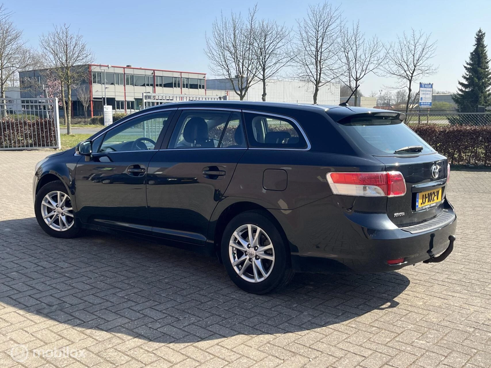 Hoofdafbeelding Toyota Avensis
