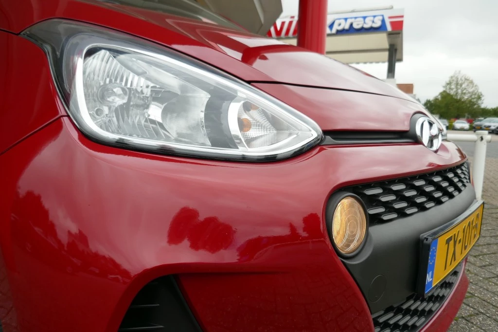 Hoofdafbeelding Hyundai i10