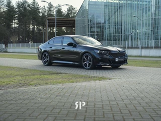 Hoofdafbeelding BMW i5 BMW i5 M60 xDrive 84 kWh I M-Sport Pro I Bowers & Wilkins