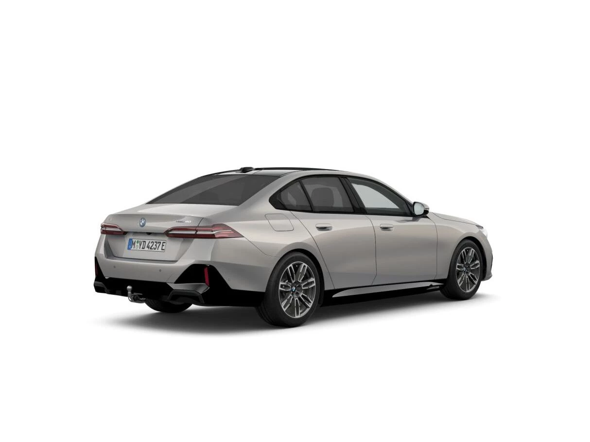 Hoofdafbeelding BMW i5