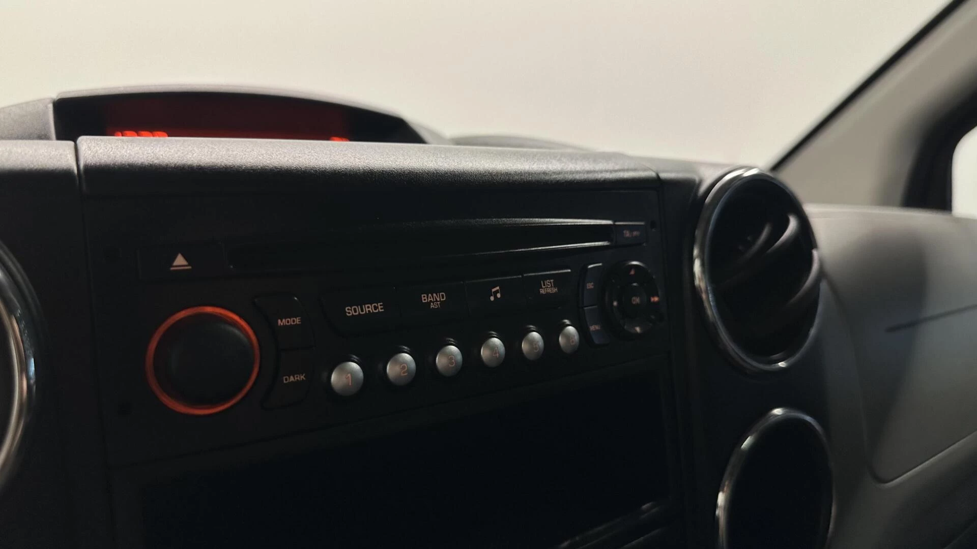 Hoofdafbeelding Peugeot Partner