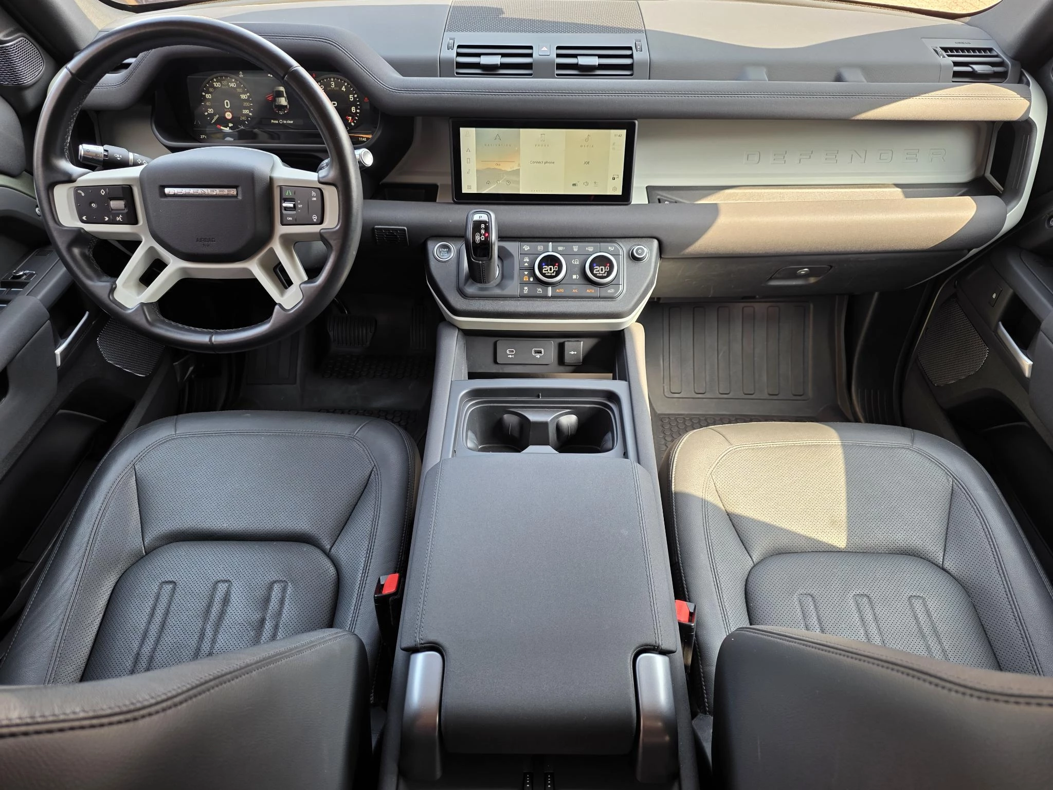 Hoofdafbeelding Land Rover Defender