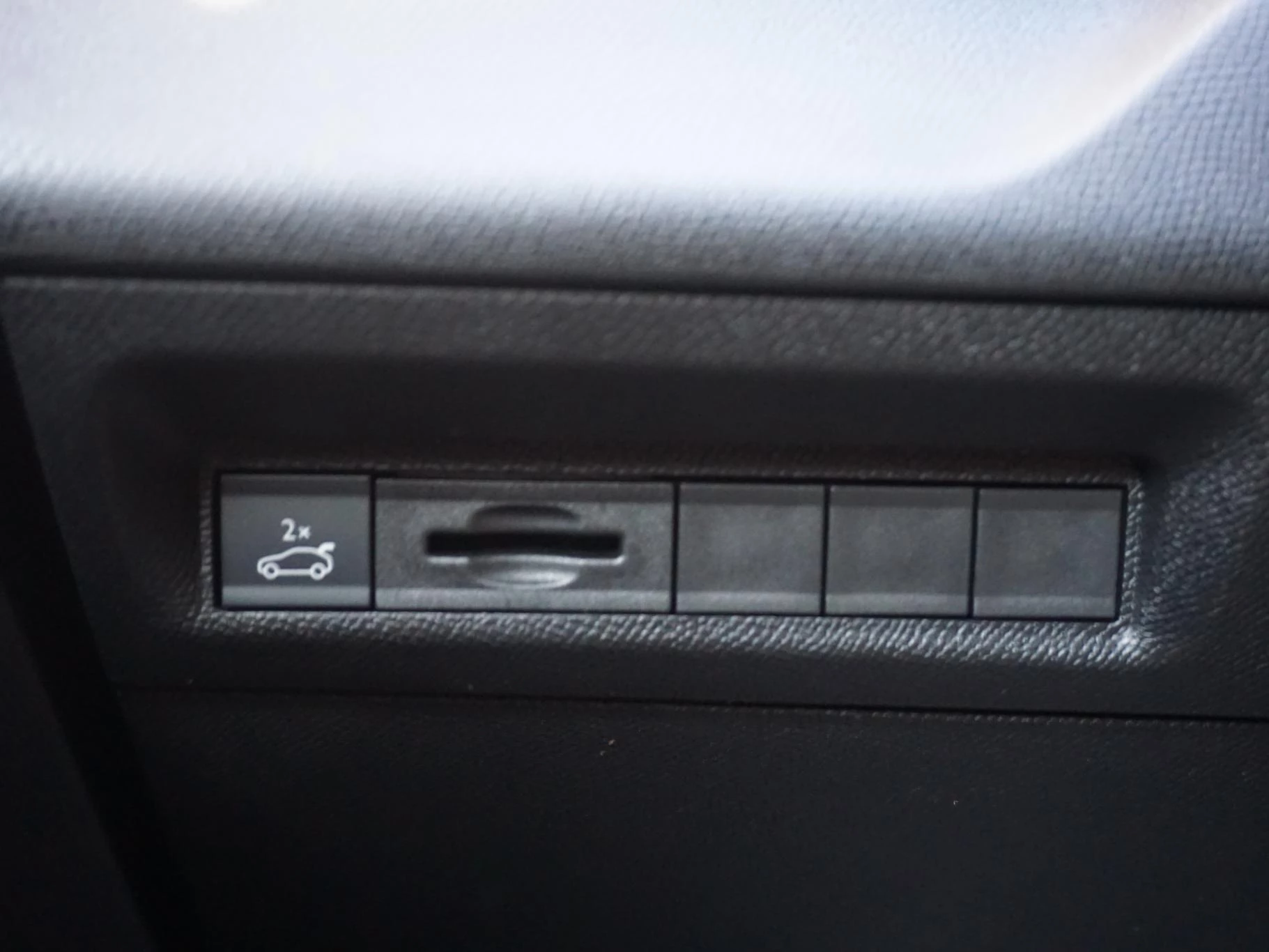 Hoofdafbeelding Peugeot 408