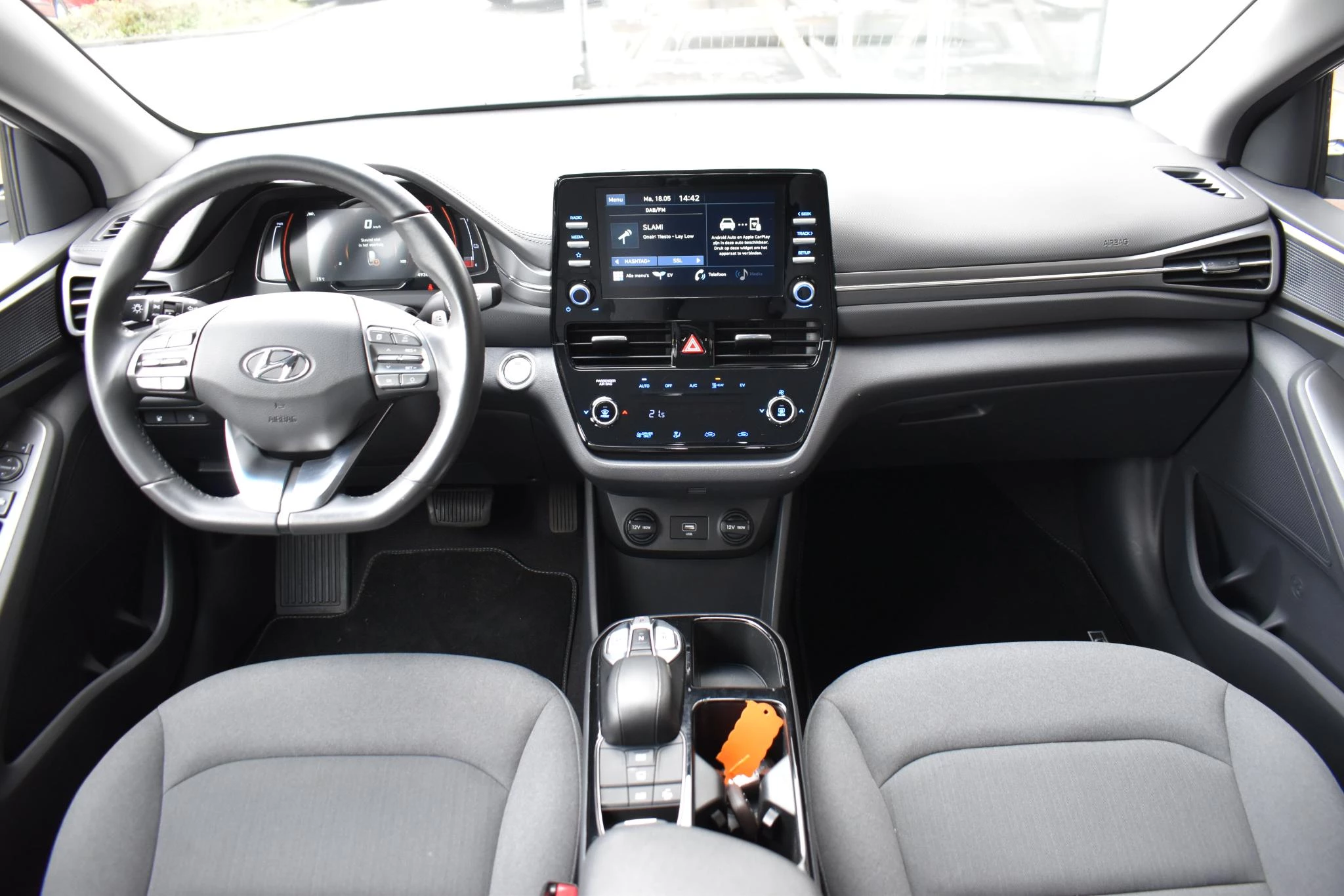 Hoofdafbeelding Hyundai IONIQ