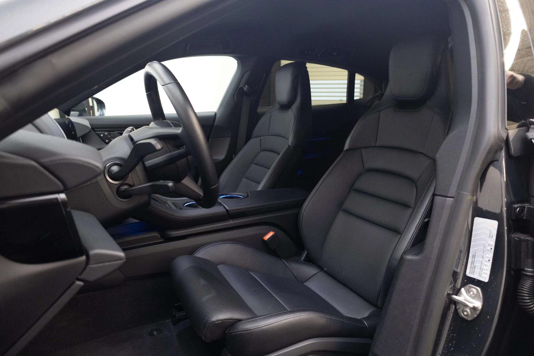 Hoofdafbeelding Porsche Taycan