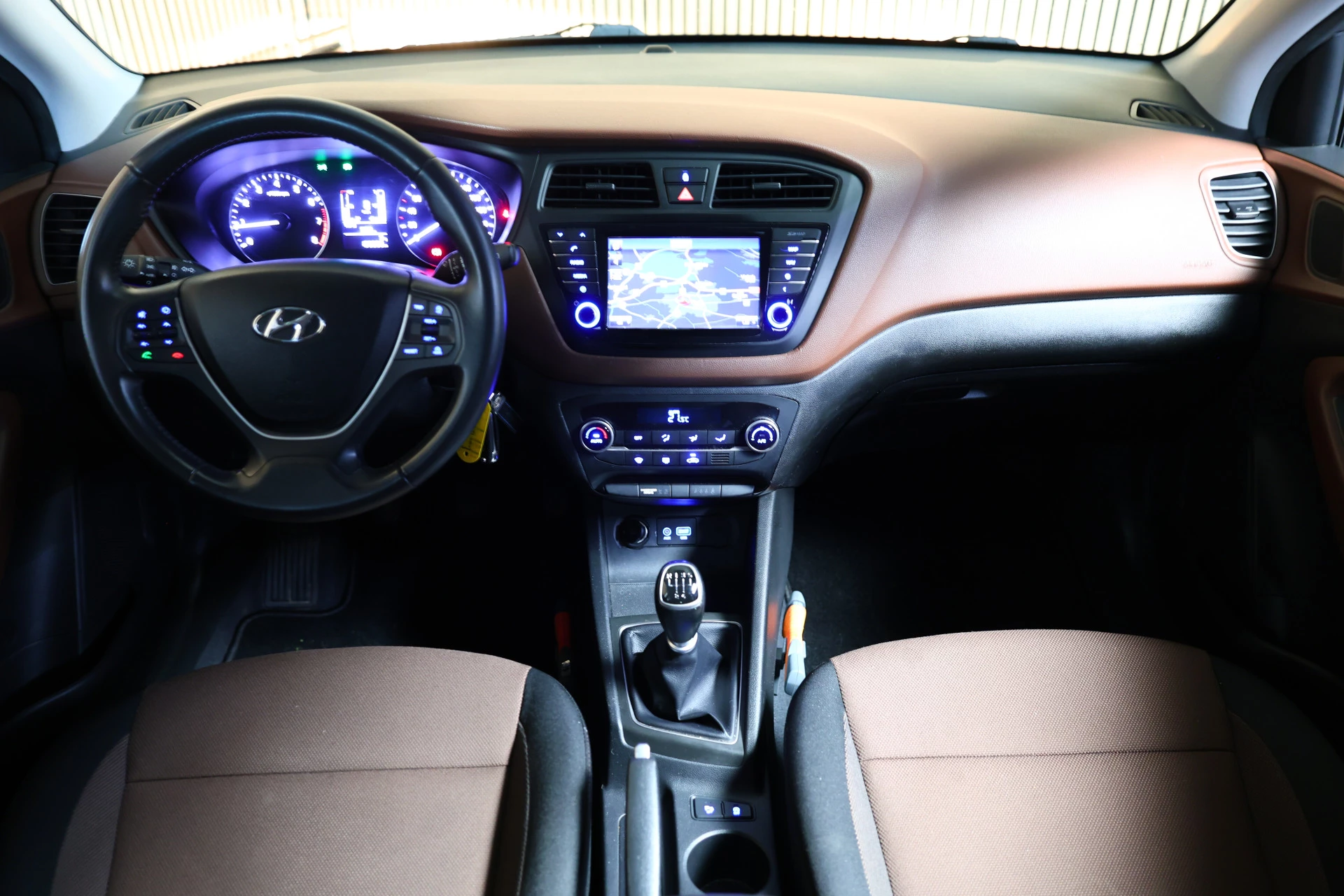 Hoofdafbeelding Hyundai i20