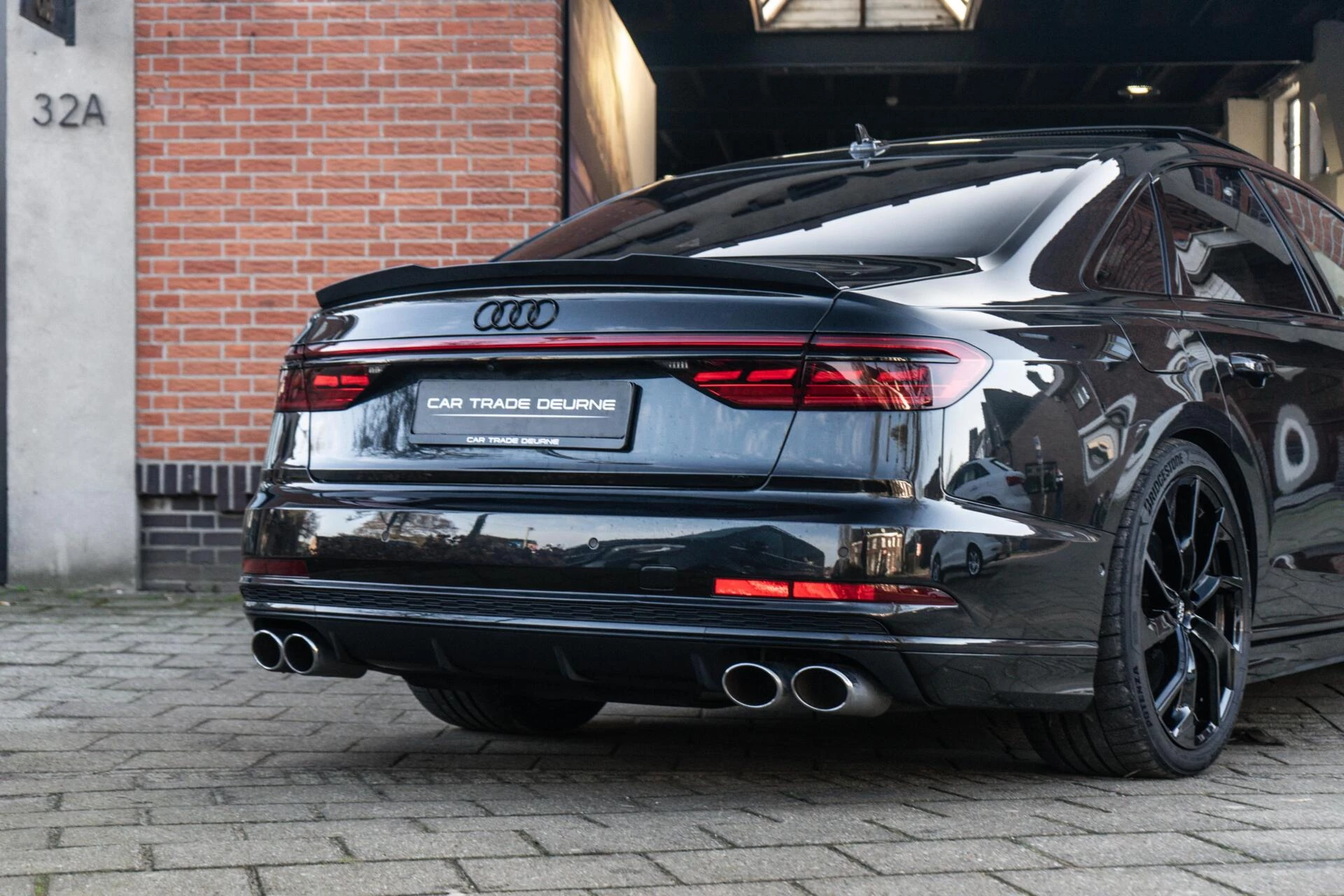 Hoofdafbeelding Audi S8
