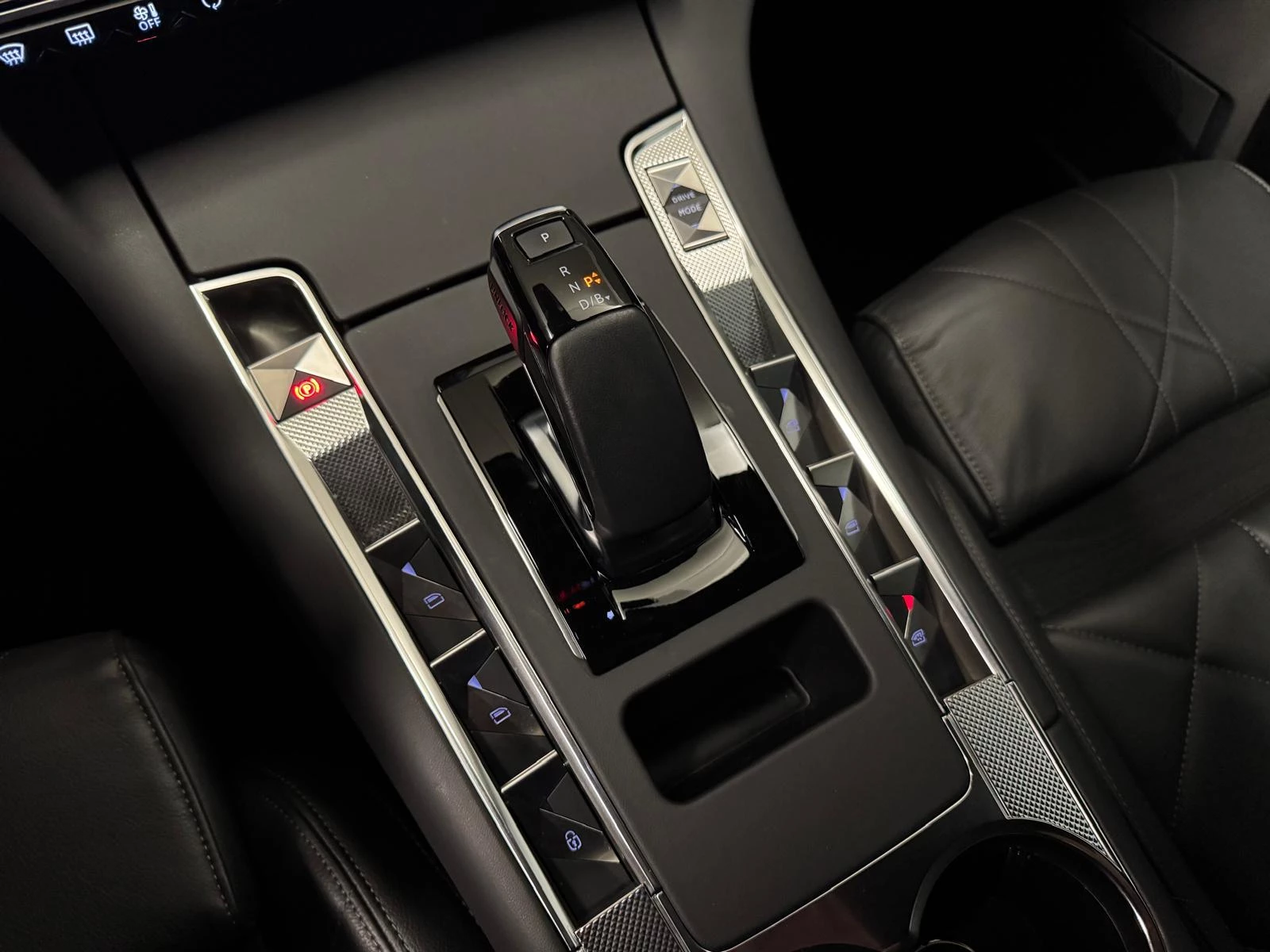 Hoofdafbeelding DS DS 7