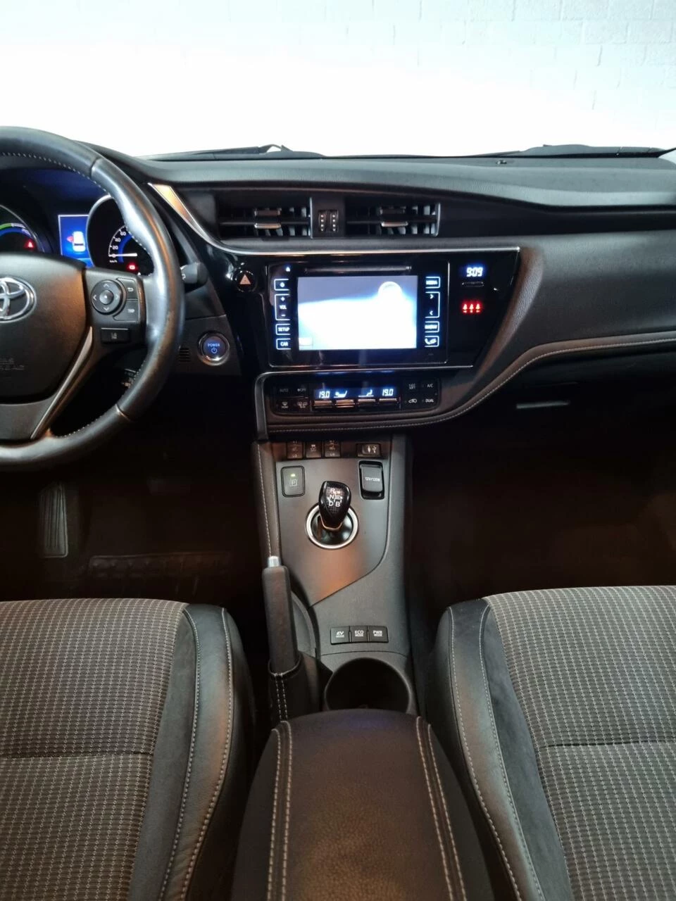Hoofdafbeelding Toyota Auris