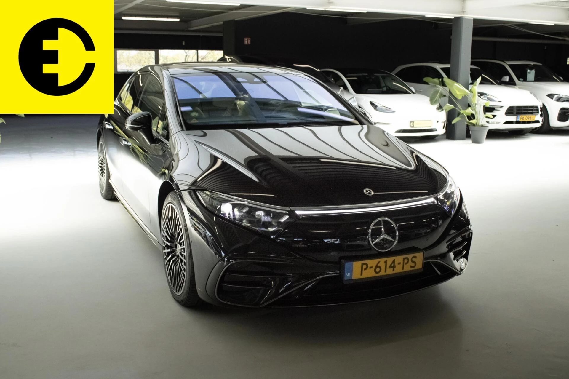Hoofdafbeelding Mercedes-Benz EQS