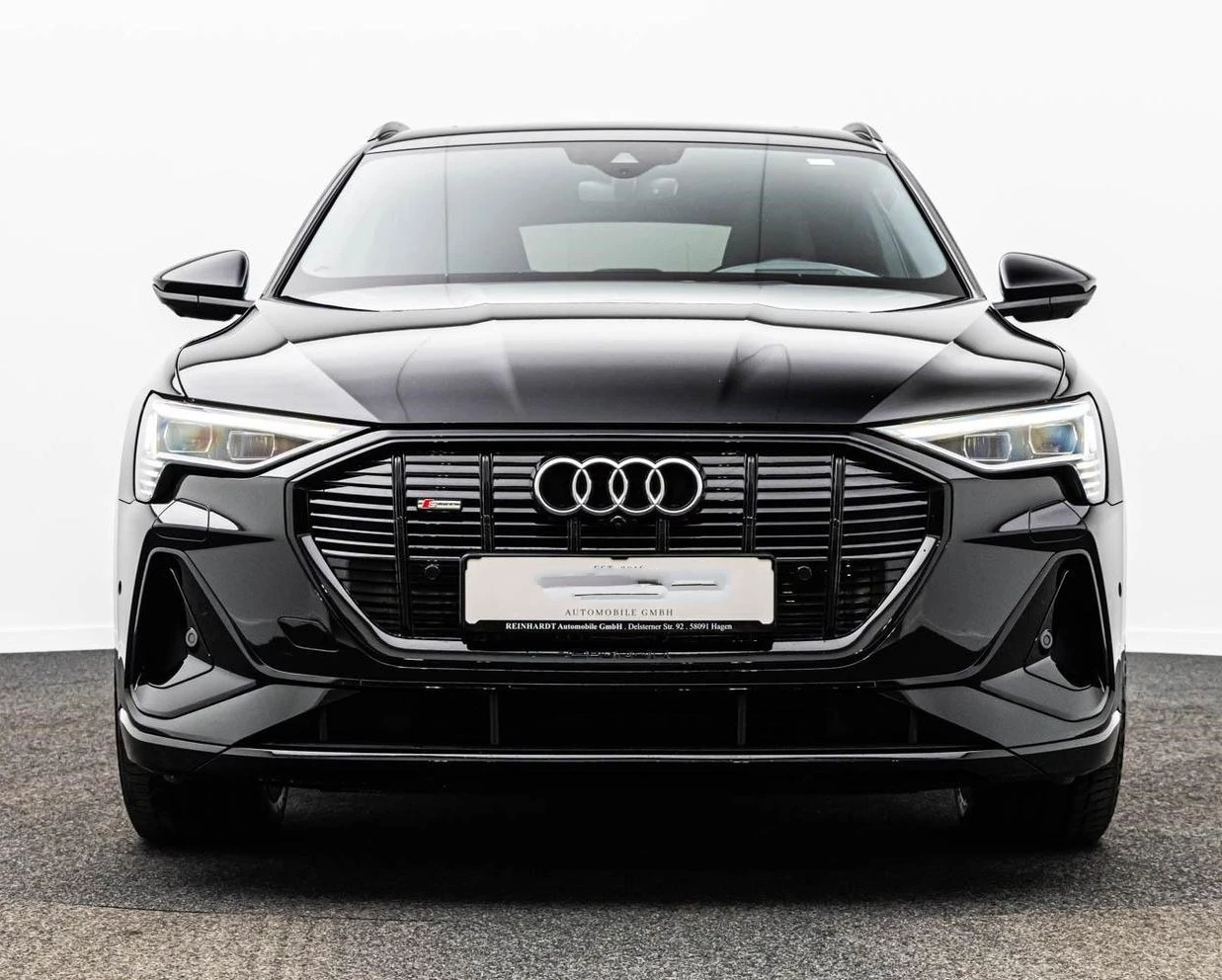 Hoofdafbeelding Audi e-tron