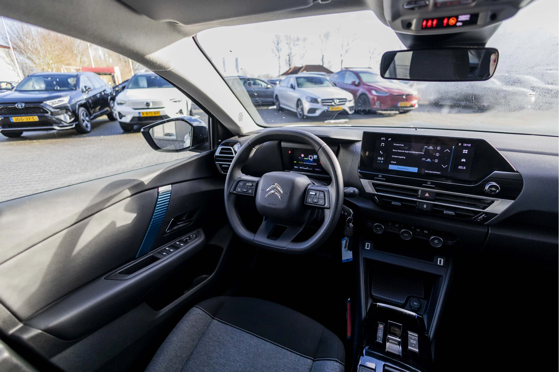 Hoofdafbeelding Citroën ë-C4