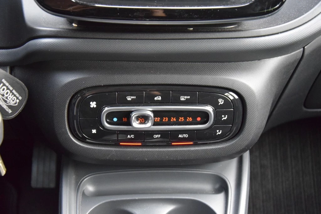 Hoofdafbeelding Smart Forfour