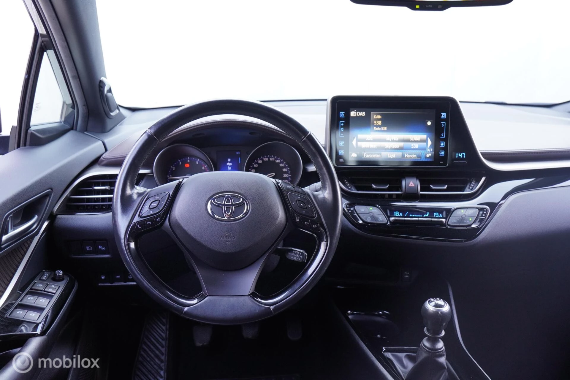 Hoofdafbeelding Toyota C-HR