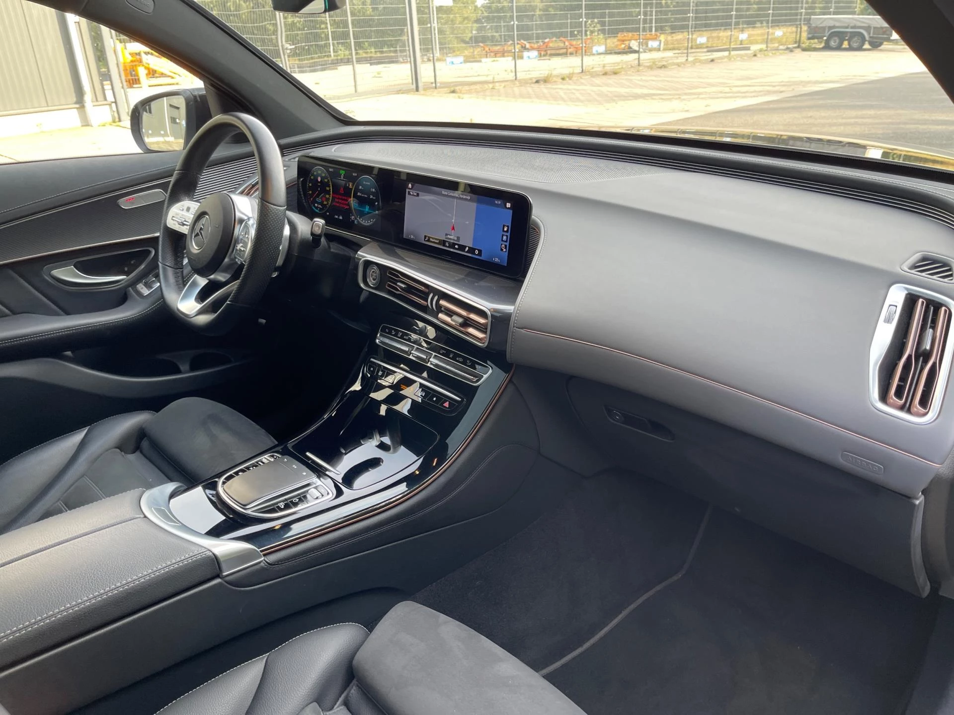 Hoofdafbeelding Mercedes-Benz EQC