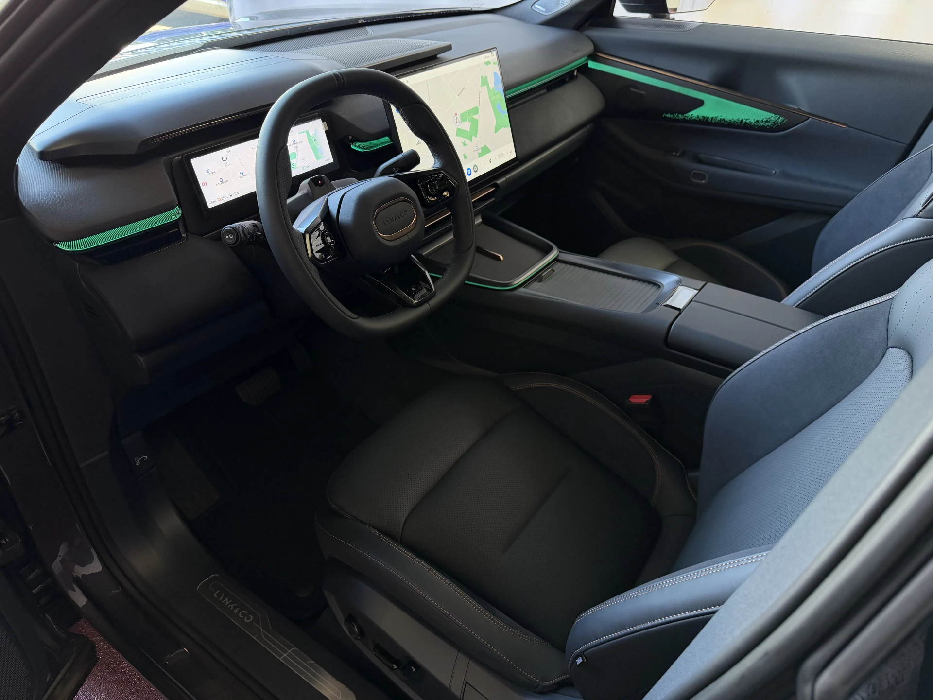 Hoofdafbeelding Lynk & Co 08