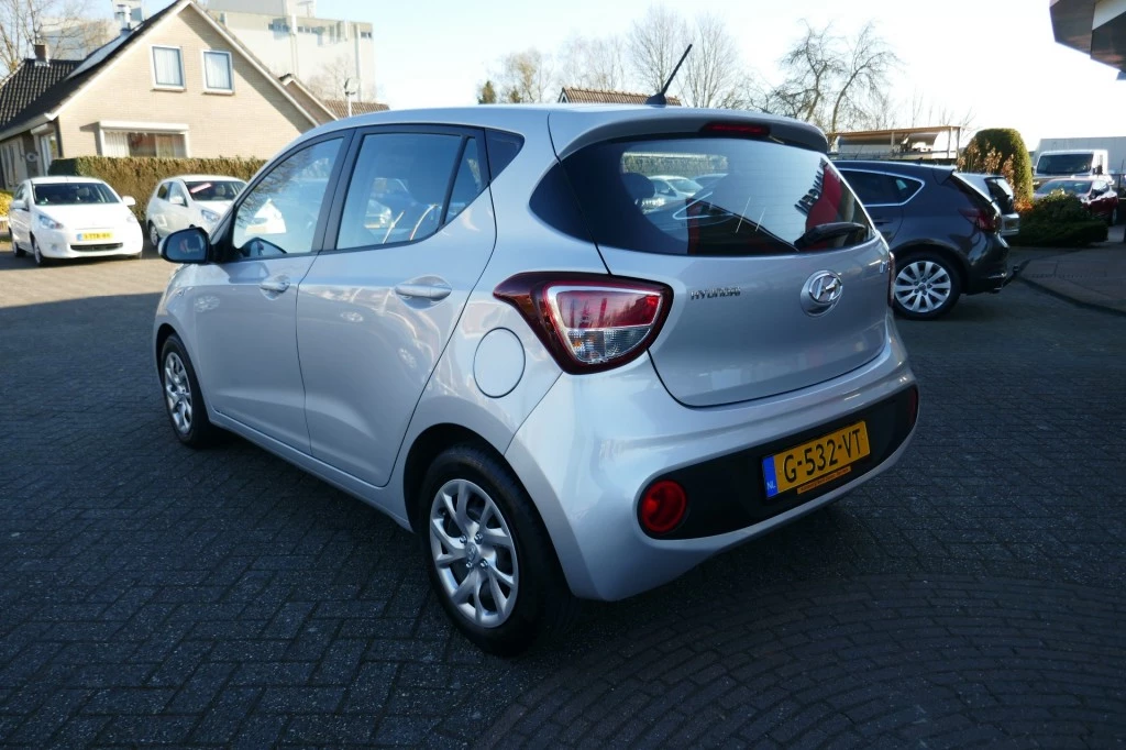 Hoofdafbeelding Hyundai i10