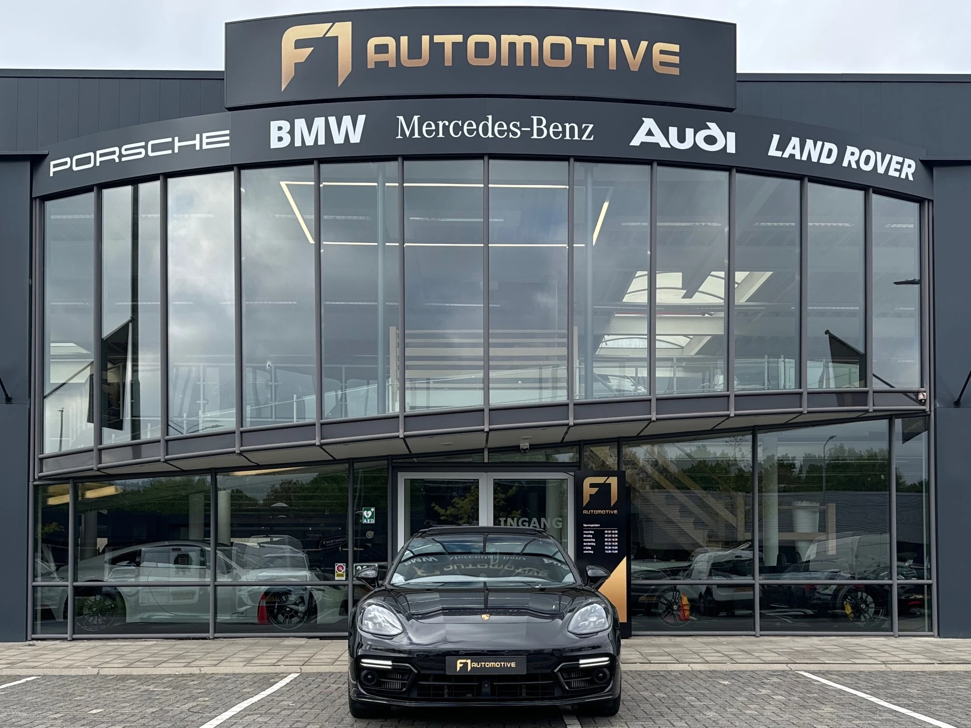 Hoofdafbeelding Porsche Panamera