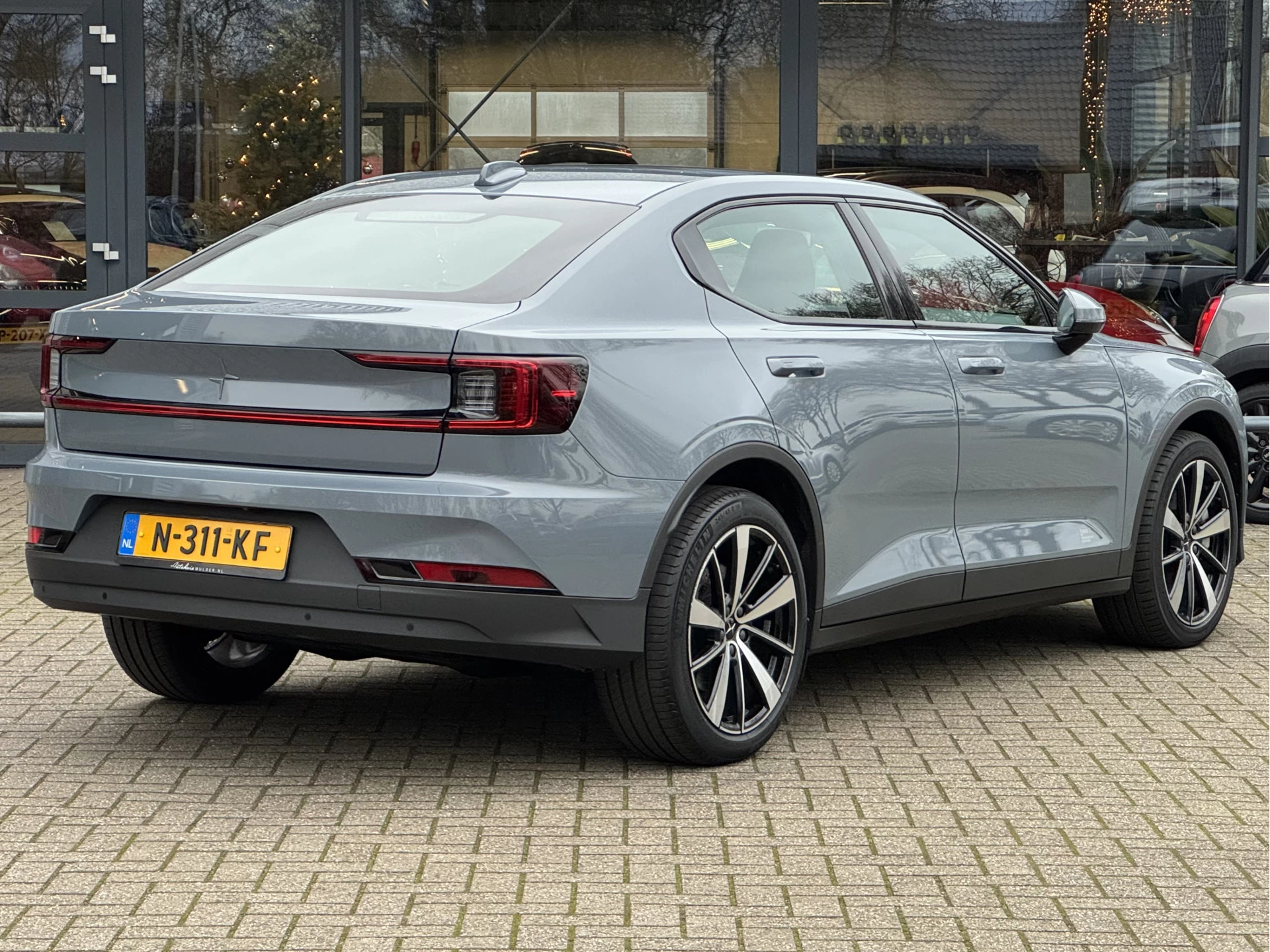 Hoofdafbeelding Polestar 2